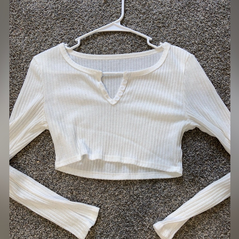 Long sleeve White cropped sweater